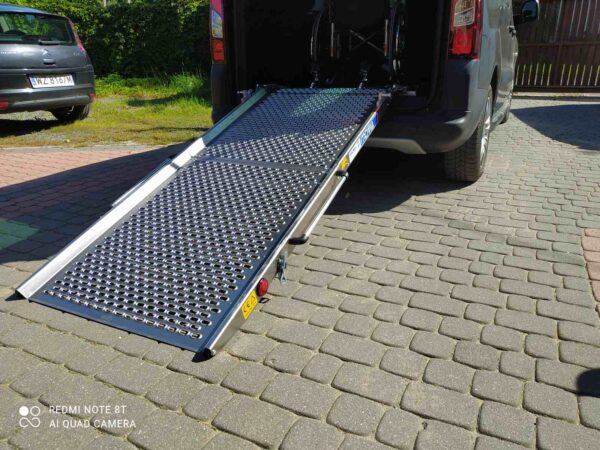 Rampa Aluminiowa FADIEL rozkładana mechanicznie - obrazek 1