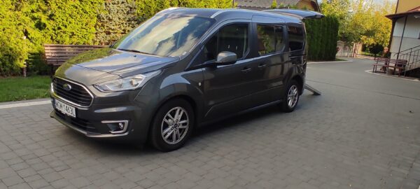 FORD TOURNEO CONNECT  dostosowany do potrzeb przewożenia osób niepełnosprawnych - obrazek 3