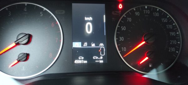 RENAULT CLIO z 2022roku dla niepełnosprawnego kierowcy - obrazek 9